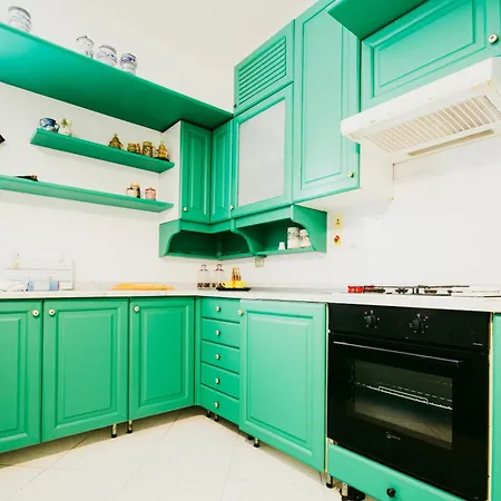 Free Parking - All'ombra Dell'eremo Marano di Napoli